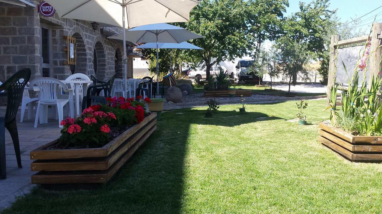 Hotel Miranda Do Douro Exterior photo