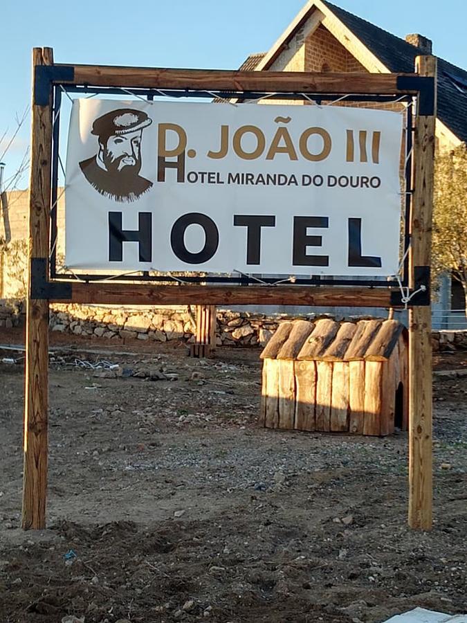 Hotel Miranda Do Douro Exterior photo